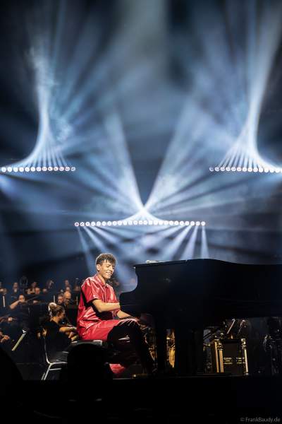 Louis Philippson bei Night of the Proms 2024 in der SAP Arena Mannheim