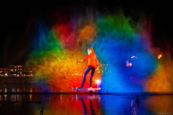 Die Weihnachtsshow NAVIGALIA in Sevilla beeindruckt mit einer gigantischen Wasser-, Licht- und Lasershow und begeistert Hunderttausende Besucher