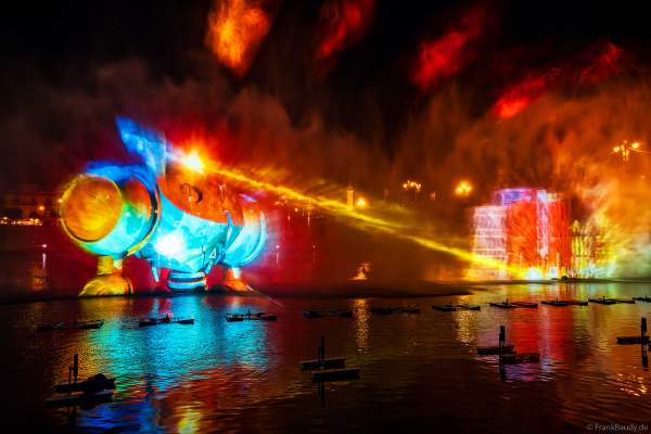 Die Weihnachtsshow NAVIGALIA in Sevilla beeindruckt mit einer gigantischen Wasser-, Licht- und Lasershow und begeistert Hunderttausende Besucher