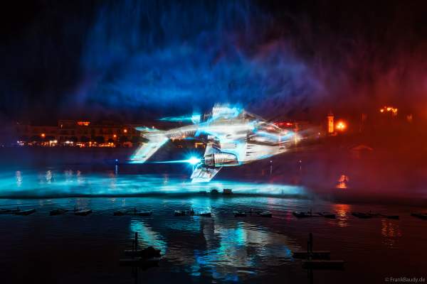 Die Weihnachtsshow NAVIGALIA in Sevilla beeindruckt mit einer gigantischen Wasser-, Licht- und Lasershow und begeistert Hunderttausende Besucher