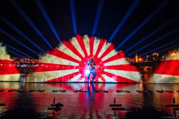 Die Weihnachtsshow NAVIGALIA in Sevilla beeindruckt mit einer gigantischen Wasser-, Licht- und Lasershow und begeistert Hunderttausende Besucher