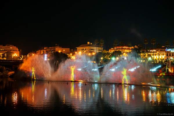 Die Weihnachtsshow NAVIGALIA in Sevilla beeindruckt mit einer gigantischen Wasser-, Licht- und Lasershow und begeistert Hunderttausende Besucher