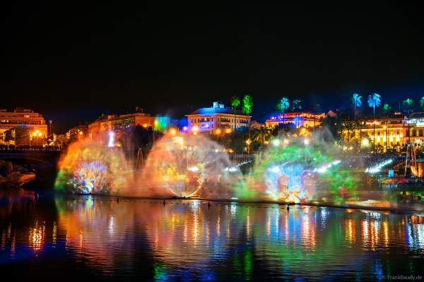 Die Weihnachtsshow NAVIGALIA in Sevilla beeindruckt mit einer gigantischen Wasser-, Licht- und Lasershow und begeistert Hunderttausende Besucher