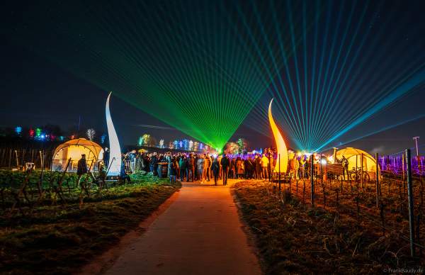Weinbergnacht 2025 in Bad Dürkheim mit strahlender Lichtshow und Laser auf den Weinbergen