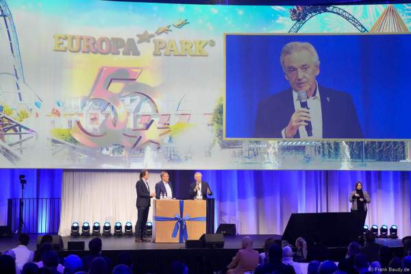 Europa-Park startet 50-jährige Jubiläumssaison 2025 mit Pressekonferenz