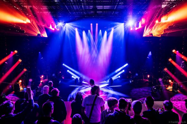 AYRTON mit seiner DEMO-Lichtshow auf der Prolight + Sound 2025 in Frankfurt - mit Veloce Profile, Mamba und Rivale Wash