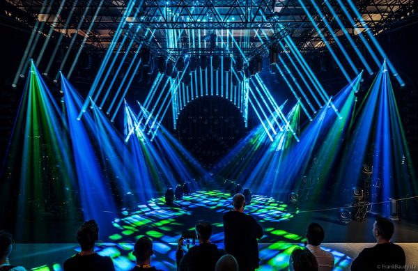 AYRTON mit seiner DEMO-Lichtshow auf der Prolight + Sound 2025 in Frankfurt - mit Veloce Profile, Mamba und Rivale Wash