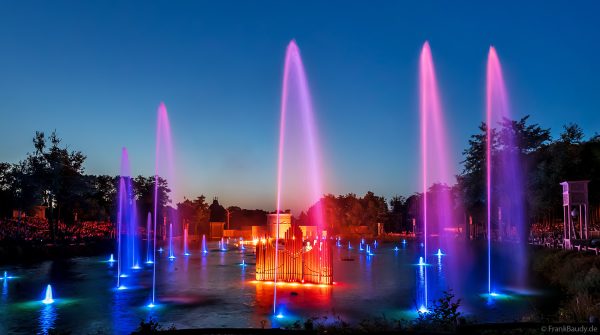 Feuer, Wasser und Musik – Die poetische Show Les Noces de Feu in Les Epesses