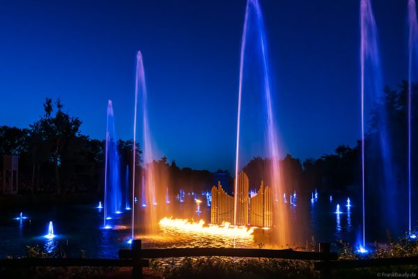 Feuer, Wasser und Musik – Die poetische Show Les Noces de Feu in Les Epesses