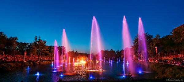 Feuer, Wasser und Musik – Die poetische Show Les Noces de Feu in Les Epesses