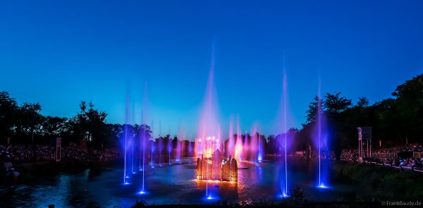 Magische Nachtshow Les Noces de Feu – Eine Feier der Liebe und der Musik