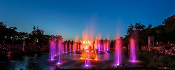 Magische Nachtshow Les Noces de Feu – Eine Feier der Liebe und der Musik