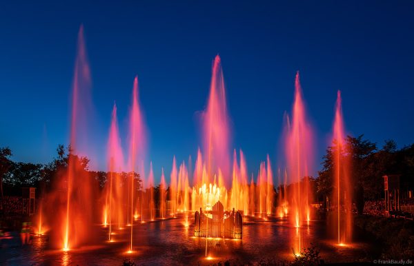 Magische Nachtshow Les Noces de Feu – Eine Feier der Liebe und der Musik