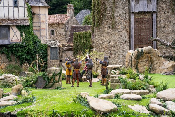 Tristan und seine Gefährten auf der gefährlichen Mission