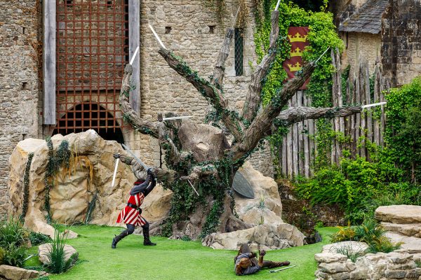 Kampfchoreografie auf der 3.000 m² großen Bühne