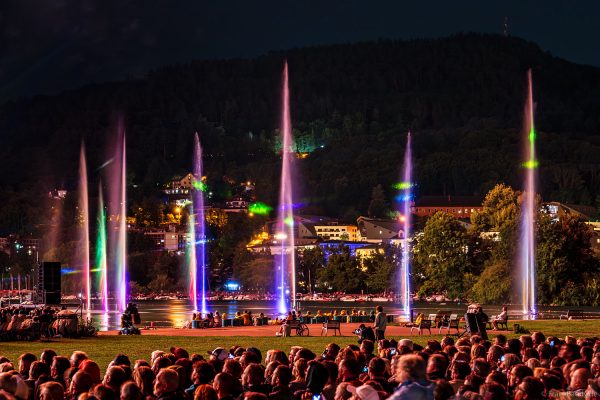 Fête du lac d’Annecy 2025 ist das größte Feuerwerks- und Wasserspektakel Europas und verzauberte mit „Ode à la Lune“ über 150.000 Besucher in Frankreich