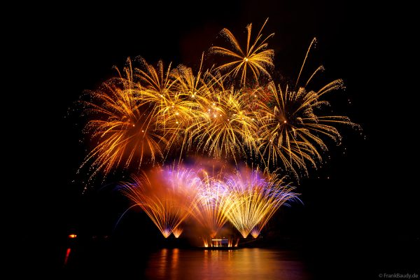 Feuerwerk Symphony Sparks – Rhein in Flammen Oberwesel 2025