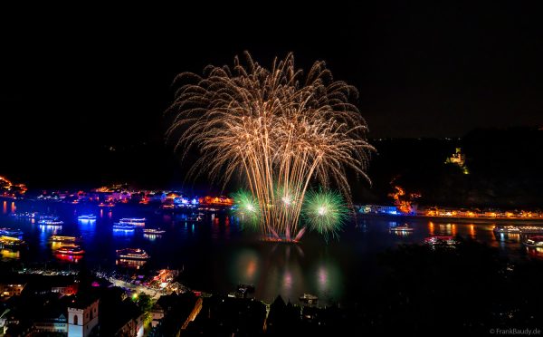 Rhein in Flammen 2025 in Sankt Goar – Feuerwerk auf dem Rhein zwischen Sankt Goar und Sankt Goarshausen zum 145-jährigen Jubiläum