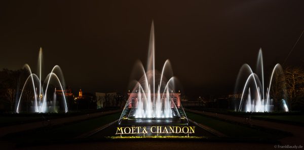 Prächtige Wassershow bei Moët & Chandon während Habits de Lumière 2025