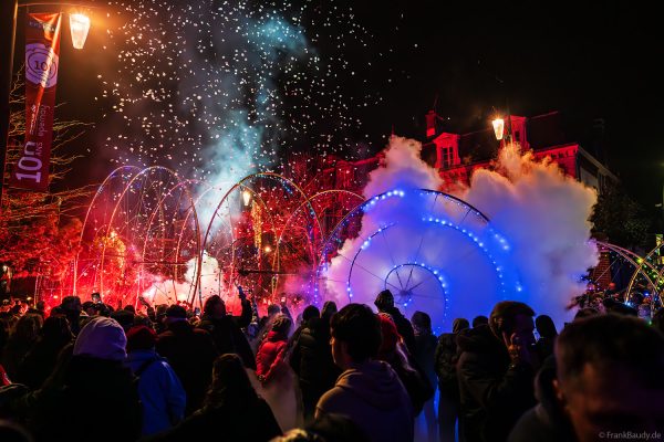 Futuristische Lichtshow mit COLOR WHEELS bei Habits de Lumière