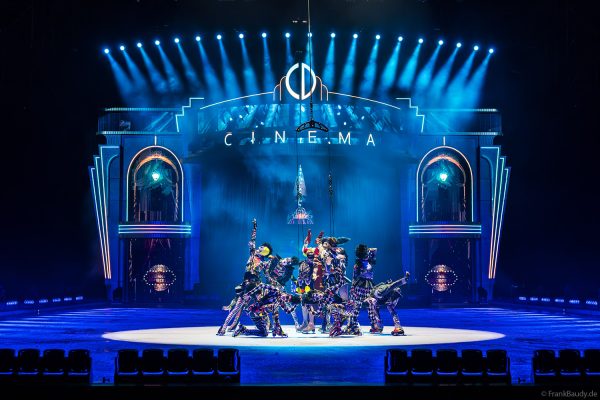 HOLIDAY ON ICE präsentiert mit CINEMA OF DREAMS großes Kino auf dem Eis