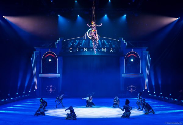 HOLIDAY ON ICE präsentiert mit CINEMA OF DREAMS großes Kino auf dem Eis