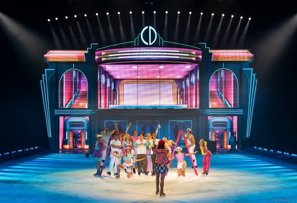 HOLIDAY ON ICE präsentiert mit CINEMA OF DREAMS großes Kino auf dem Eis
