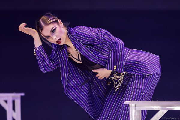 HOLIDAY ON ICE präsentiert mit CINEMA OF DREAMS großes Kino auf dem Eis