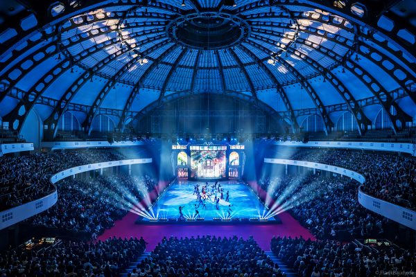CINEMA OF DREAMS begeistert in der Frankfurter Festhalle mit großem Kino, Bewegung und Emotion auf dem Eis