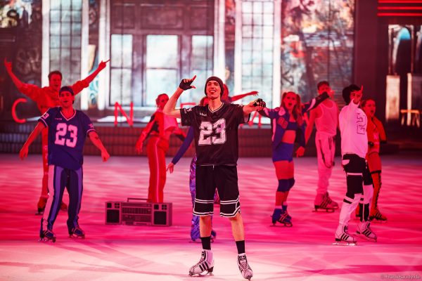 HOLIDAY ON ICE präsentiert mit CINEMA OF DREAMS großes Kino auf dem Eis