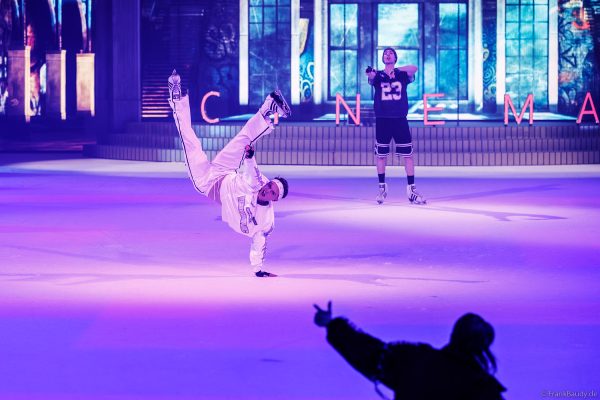 HOLIDAY ON ICE präsentiert mit CINEMA OF DREAMS großes Kino auf dem Eis