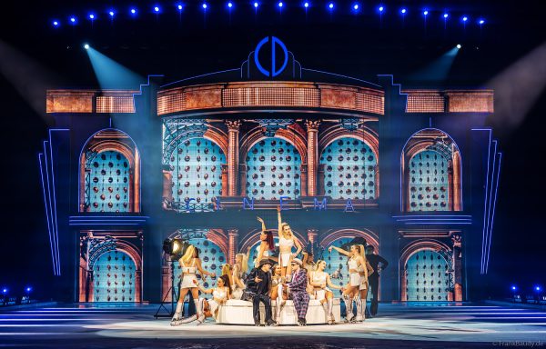 CINEMA OF DREAMS von HOLIDAY ON ICE: glamouröse Inszenierungen und kreative Choreografien auf dem Eis