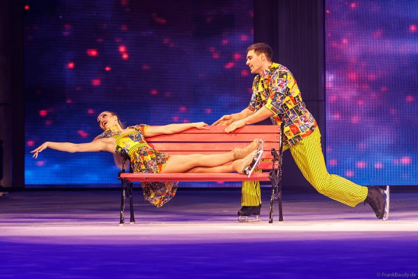 HOLIDAY ON ICE präsentiert mit CINEMA OF DREAMS großes Kino auf dem Eis