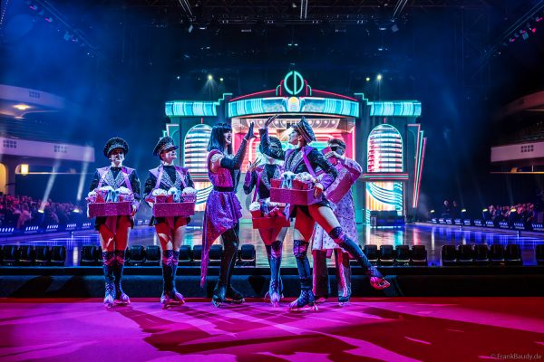 Kurz vor der Show Cinema of Dreams bei HOLIDAY ON ICE