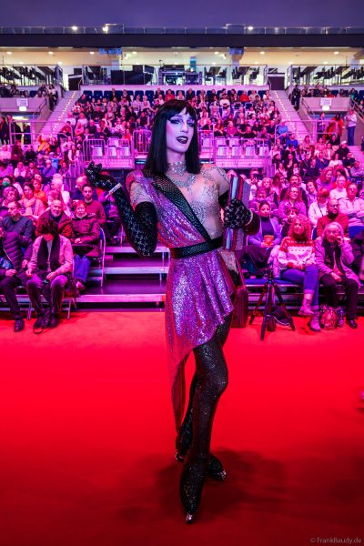 Kurz vor der Show Cinema of Dreams bei HOLIDAY ON ICE