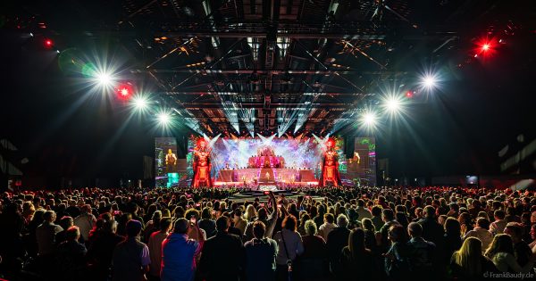 DJ BoBo – The Great Adventure Weltpremiere mit beeindruckender Live-Show, Licht- und Bühneneffekten