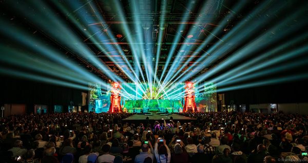 DJ BoBo – The Great Adventure Weltpremiere mit beeindruckender Live-Show, Licht- und Bühneneffekten