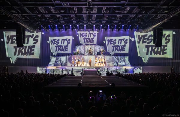 DJ BoBo – The Great Adventure Weltpremiere mit beeindruckender Live-Show, Licht- und Bühneneffekten