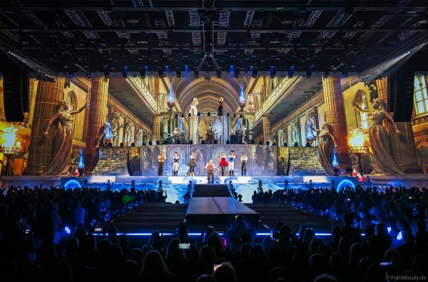 DJ BoBo – The Great Adventure Weltpremiere mit beeindruckender Live-Show, Licht- und Bühneneffekten