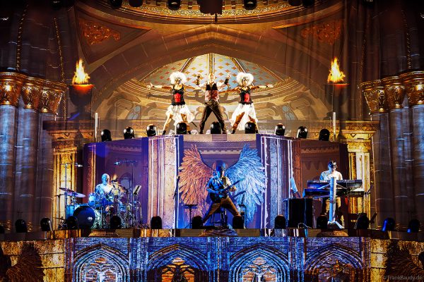 DJ BoBo – The Great Adventure Weltpremiere mit beeindruckender Live-Show, Licht- und Bühneneffekten