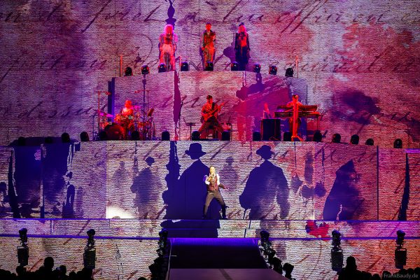 DJ BoBo – The Great Adventure Weltpremiere mit beeindruckender Live-Show, Licht- und Bühneneffekten