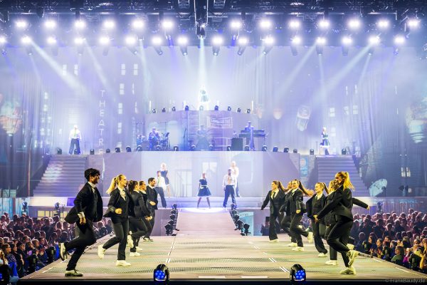 Auftritt der jungen Talente aus der TALENT ACADEMY Europa-Park beim Konzert von DJ BoBo – The Great Adventure