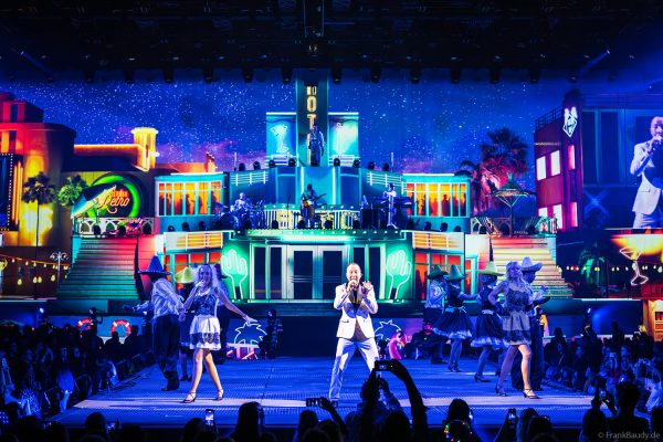 DJ BoBo – The Great Adventure Weltpremiere mit beeindruckender Live-Show, Licht- und Bühneneffekten