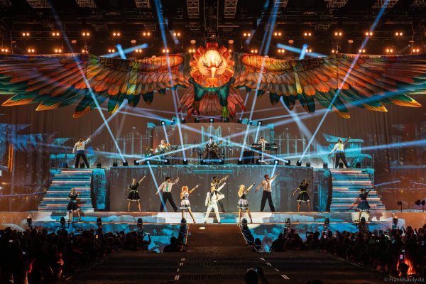 DJ BoBo – The Great Adventure Weltpremiere mit beeindruckender Live-Show, Licht- und Bühneneffekten