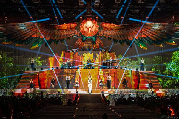 DJ BoBo – The Great Adventure Weltpremiere mit beeindruckender Live-Show, Licht- und Bühneneffekten