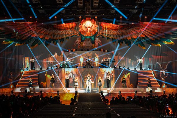 DJ BoBo – The Great Adventure Weltpremiere mit beeindruckender Live-Show, Licht- und Bühneneffekten