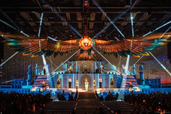 DJ BoBo – The Great Adventure Weltpremiere mit beeindruckender Live-Show, Licht- und Bühneneffekten