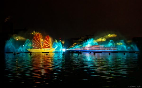 Animierte Water Screens und farbenreiche Effekte bei der Jubiläumsshow von CroisiEurope in Straßburg