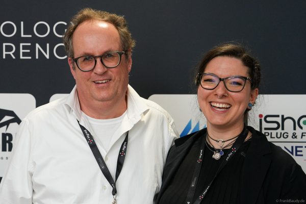 Pyro Technology Conference 2026 – Besucher & Gäste an der Logowand