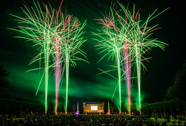 Schloss in Flammen mit Feuerwerk 2026 in Schwetzingen
